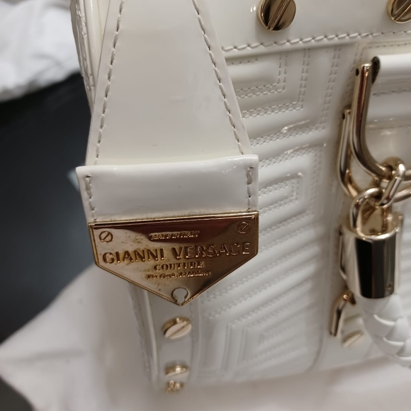 Gianni Versace White Quilted Patent Bag "Snap Out of It" Bag - Picture 10 of 13